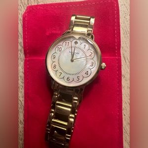 Kate Spade Scallop Gramercy watch gold